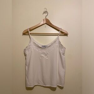 BERTHIE PARIS Elegant White Lace Trim Camisole. Size S